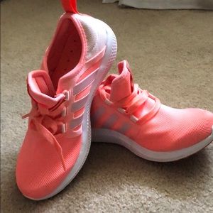 Adidas women tennis shoes